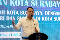 Pemkot gandeng perguruan tinggi di Surabaya buat mesin paving