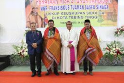 Pj Wali Kota hadiri misa tahbisan Mgr Fransiskus Tuaman Sasfo Sinaga