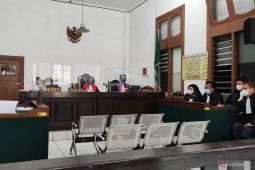 Hingga tiga kali persidangan KPK tidak hadirkan terdakwa Ade Yasin