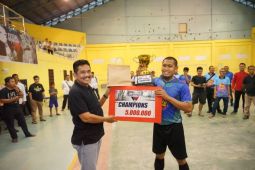 Disdikbud A juara Futsal antar instansi Tebing Tinggi