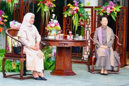Ibu Negara Iriana Jokowi dijamu minum teh oleh Madam Peng Liyuan