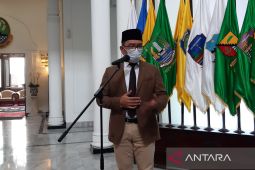 Pelaku perundungan siswa di Tasikmalaya harus diberi sanksi, kata Gubernur