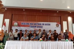 Wabup Galus ajak masyarakat cermat dalam menerima informasi