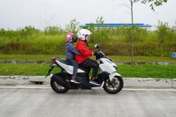 7 tips #Cari_aman bonceng anak naik motor