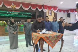 DPRD Situbondo akhirnya setujui Raperda Pertanggungjawaban Pelaksanaan APBD 2021