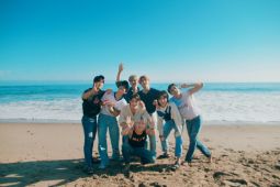 Stray Kids merilis single "Mixtape: Time Out"