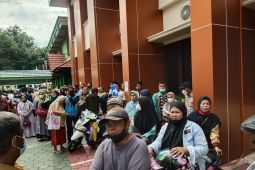 108 pasangan ikuti nikah massal gratis