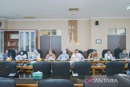 Dewan inginkan radio Pemda Kalsel ciptakan sumber informasi kredibel dan inovatif