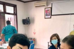 Sebanyak 200 tenaga kesehatan RS Sanglah mulai divaksin booster kedua