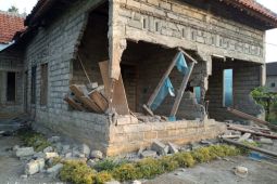 Polisi selidiki perusakan sejumlah rumah dan kendaraan warga di Jember