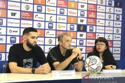Pelatih Borneo FC  akui Persib Bandung lawan berat