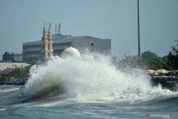 BMKG rilis peringatan dini gelombang laut tinggi di Bali