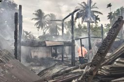Selamatkan diri dari kebakaran, gadis Aceh Besar patah tulang