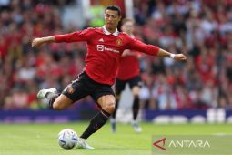 Manchester United  mulai  membuka peluang lepas penyerang gaek Cristiano Ronaldo