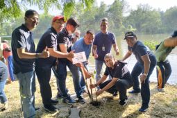 BPJS Ketenagakerjaan Jatim bantu 10 ribu bibit bakau