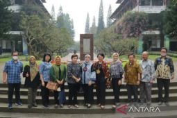 Adaro perkuat kerja sama beasiswa pendidikan dengan ITB