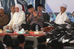 Kunjungan Kapolri di Ponpes Lirboyo