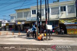 Pemkab Bekasi segera lanjutkan perbaikan jalan usai pindahkan tiang listrik