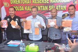 Polda Kalsel gagalkan peredaran 3,6 kilogram narkotika jaringan Kalimantan