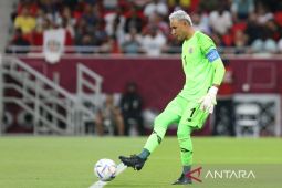 Napoli hanya mampu bayar gaji kiper PSG Keylor Navas 25 persen