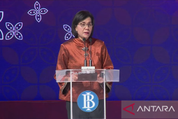 Menkeu: Presiden Jokowi minta target KUR dinaikkan jadi Rp320 triliun di 2024