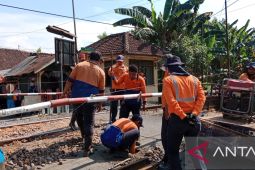 KAI Daop Jember tutup 24 perlintasan liar karena banyak kecelakaan