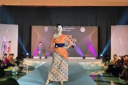 "Culture Fashion Show" meriahkan HUT RI di Depok
