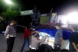 Polsek Kawasan Laut  Gilimanuk gagalkan penyelundupan 1 ton kulit sapi dari Jawa