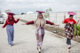 Beragam lomba "tujuh belasan" yang penuh makna