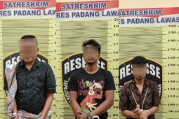 Main judi bareng warganya, oknum Kades di Palas ditangkap Polisi