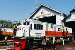 Penumpang KA Jarak Jauh yang belum divaksin COVID-19 penguat wajib tes PCR