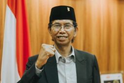 Malam tirakatan, Ketua DPRD Surabaya ajak anak muda teladani Pahlawan