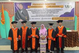 Kaji politik identitas mengantarkan Ramdeswati Pohan raih gelar Doktor