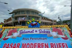 Pasar Modern Rufei di Kota Sorong resmi beroperasi