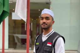 Lahir di tanah suci, Merah Putih tetap di hati