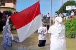 Emak-emak rayakan HUT ke-77 RI di Sei Bahilang Tebing Tinggi