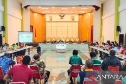 Pemerintah Jayapura batasi aktivitas masyarakat hingga pukul 24.00 WIT