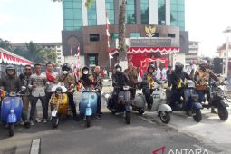 Klub Vespa Kalbar meriahkan HUT RI di KJRI Kuching