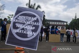 Unjuk rasa membela kebebasan berekspresi