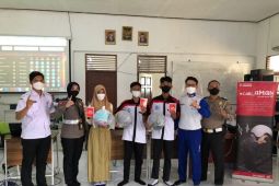 Kampanye #Cari_Aman bertandang ke SMKN 1 Kertak Hanyar