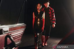 Warna baru group Soundwave terangkum di album "RE/SET"