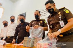 Tersangka korupsi di Aceh Barat kembalikan kerugian negara Rp258,6 juta