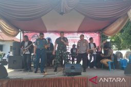 Trio Forkopimda "goyang" syukuran Wali Kota Tanjungbalai