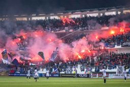 Manajemen ingatkan Aremania tak nyalakan "flare" saat lawan Persija