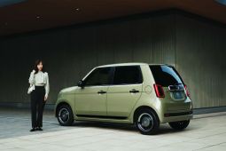 Edisi khusus mobil mungil Honda N-0ne dengan tampilan baru
