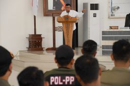 Satpol PP diingatkan tidak andalkan kekerasan dalam tegakkan Perda