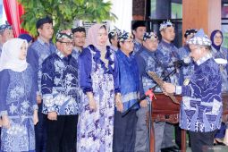 Bupati Situbondo kukuhkan Tim Percepatan Akses Keuangan Daerah