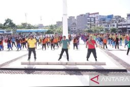Wali Kota Tanjungbalai bersama 2.000 pelajar SKJ pecahkan MURI