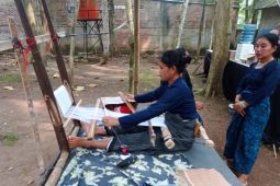 Festival Tenun Badui upaya melestarikan budaya lokal di Banten