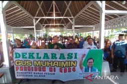 Sejumlah relawan mulai bergerak mensosialisasikan bakal calon presiden Puan Maharani dan Muhaimin